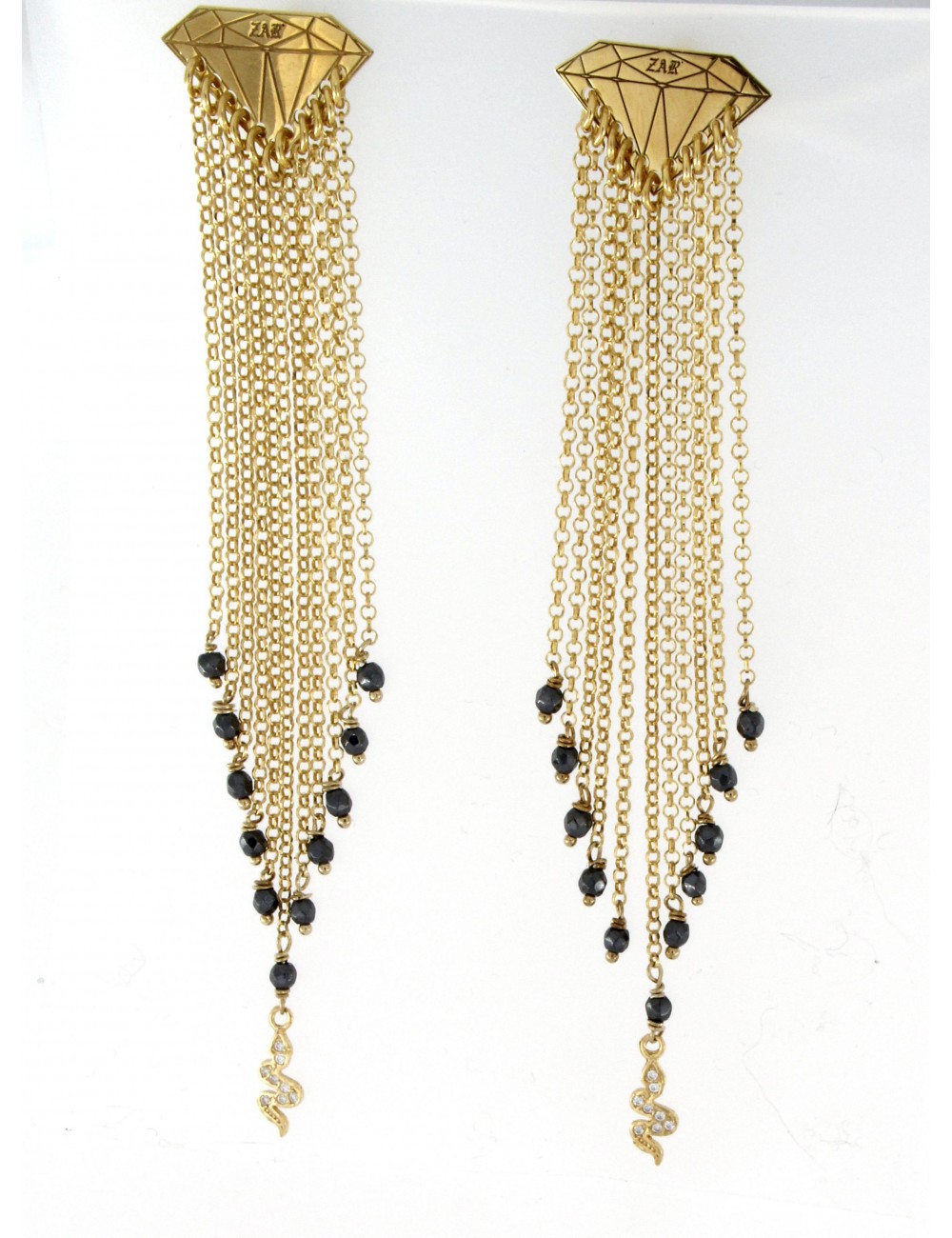 Orecchini lunghi Linea Le Tentazioni in argento 925 con ematite e serpentino con zirconi Orecchini lunghi Linea Le Tentazioni in argento 925 con ematite e serpentino con zirconi